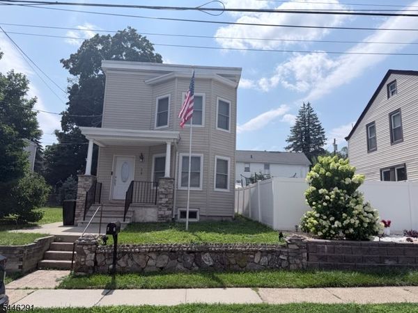 76 Mohawk Avenue, Hawthorne, NJ 07506
