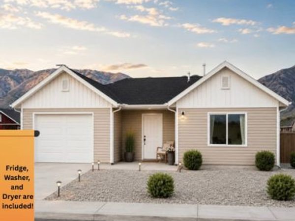 1058 N SUMMIT VIEW DR W, Harrisville, UT 84404