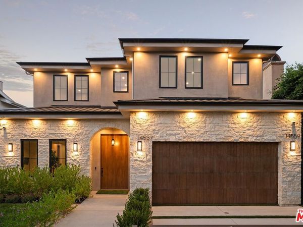 14557 Addison Street, Sherman Oaks, CA 91403