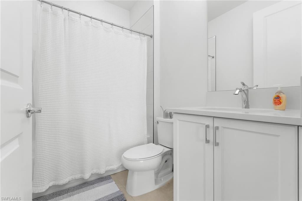 20557 Fair Oak Ln, Estero, FL 33928 Photo