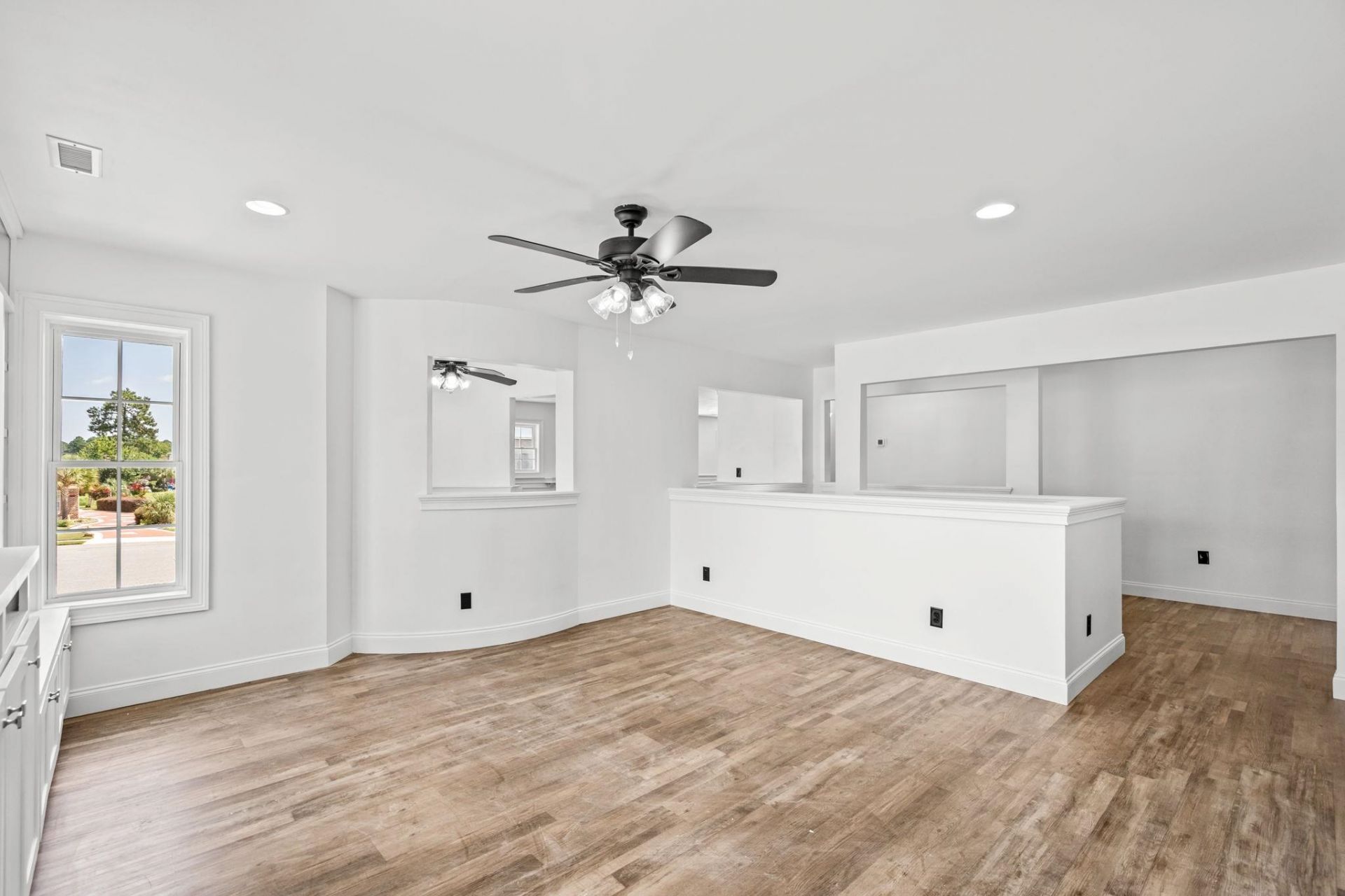 827 Oxbow Dr. Photo 34
