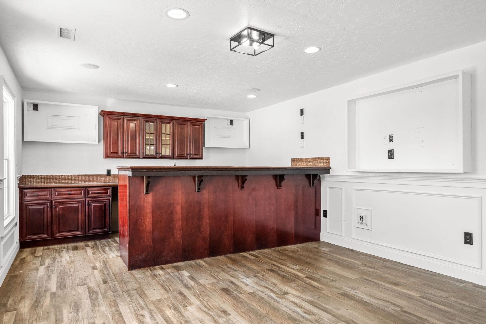 827 Oxbow Dr. Photo 38
