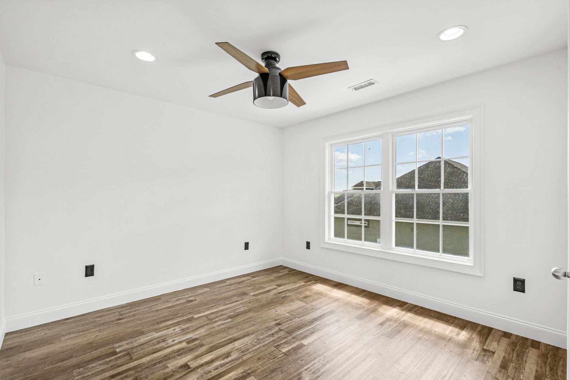 827 Oxbow Dr. Photo 42
