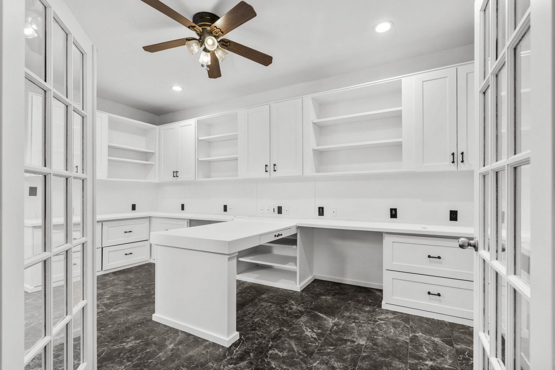 827 Oxbow Dr. Photo 49