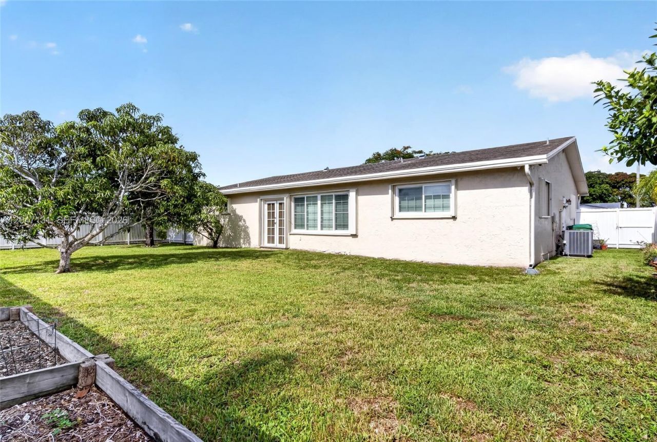 16931 SW 109th Ave, Miami, FL 33157 Photo