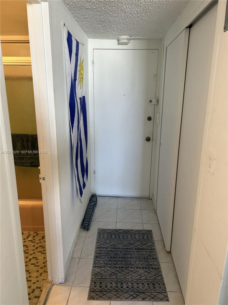6484 Indian Creek Dr , Unit 303, Miami Beach, FL 33141 Photo