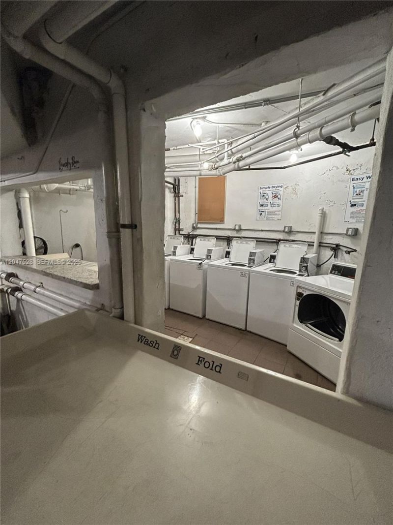 6484 Indian Creek Dr , Unit 303, Miami Beach, FL 33141 Photo
