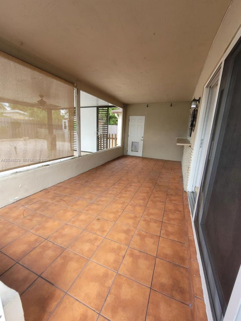 8461 NW 27th Pl , Sunrise, FL 33322 Photo