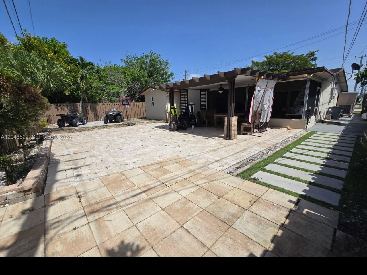 8461 NW 27th Pl , Sunrise, FL 33322 Photo