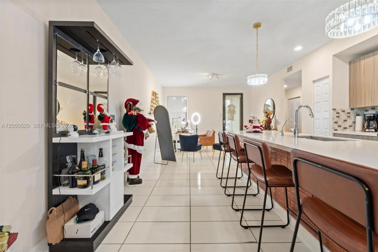 7809 NW 104th Ave , Unit 1, Doral, FL 33178 Photo