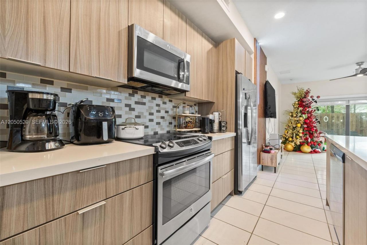 7809 NW 104th Ave , Unit 1, Doral, FL 33178 Photo