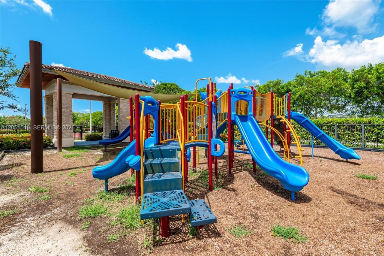 7815 NW 104th Ave , Unit 34, Doral, FL 33178 Photo