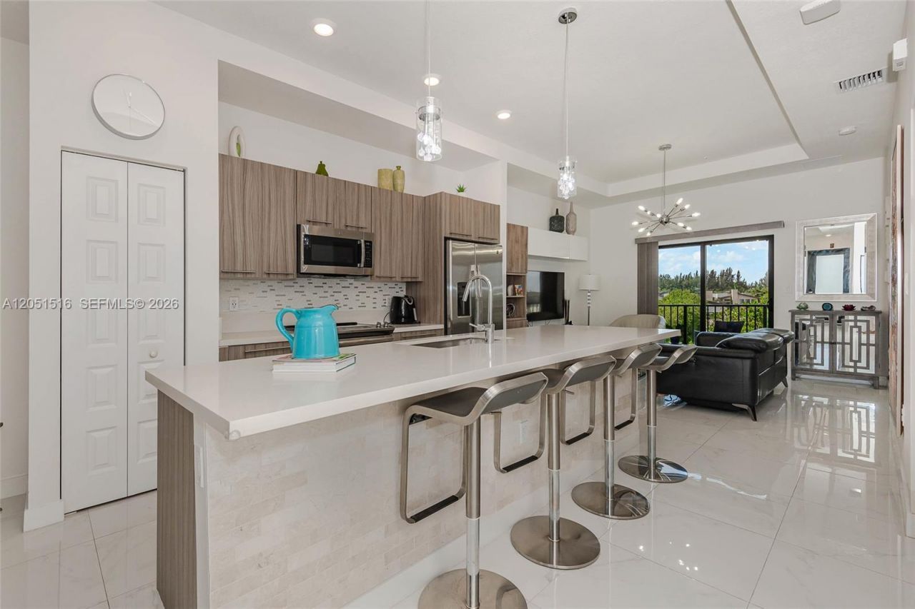 7815 NW 104th Ave , Unit 34, Doral, FL 33178 Photo