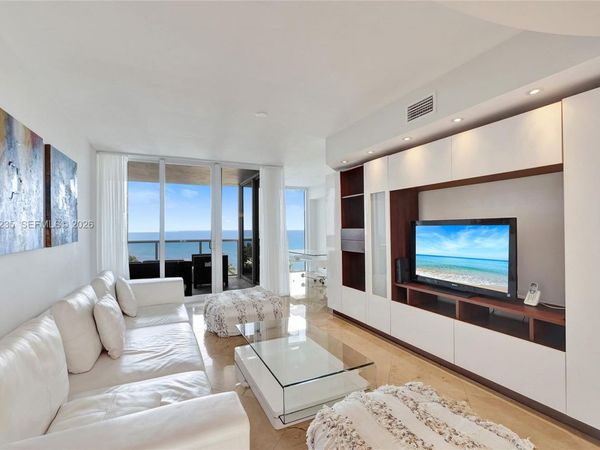 19111 Collins Ave , Unit 607, Sunny Isles Beach, FL 33160