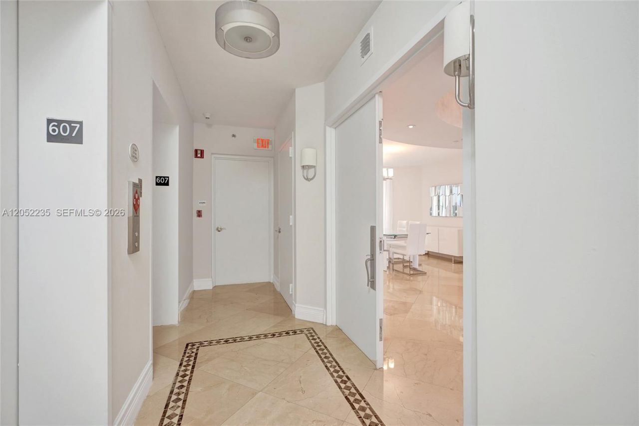 19111 Collins Ave , Unit 607, Sunny Isles Beach, FL 33160 Photo