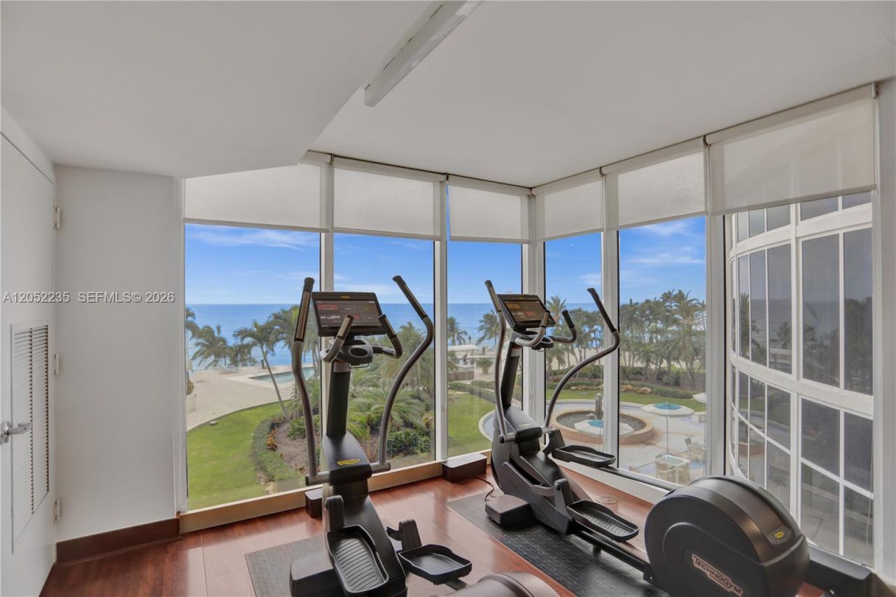 19111 Collins Ave , Unit 607, Sunny Isles Beach, FL 33160 Photo