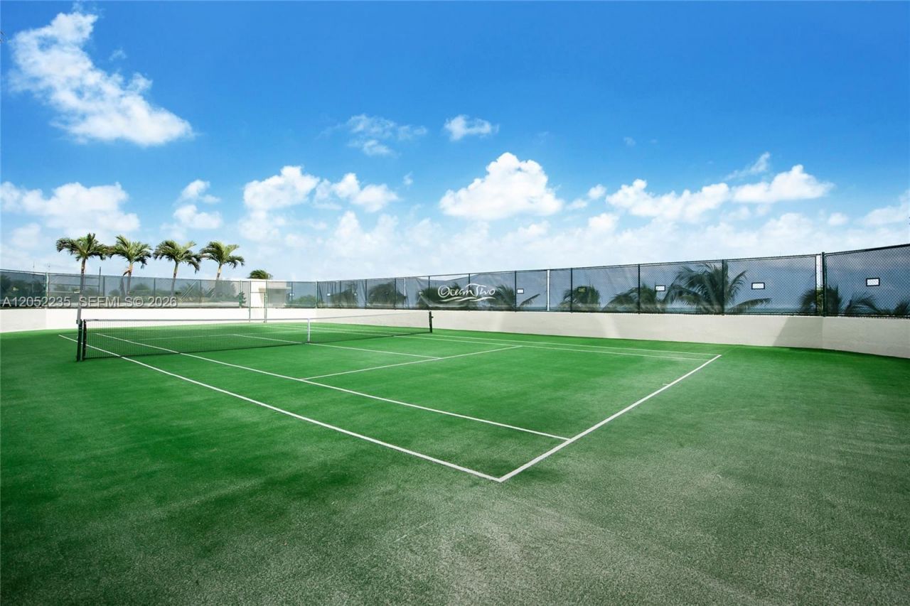 19111 Collins Ave , Unit 607, Sunny Isles Beach, FL 33160 Photo