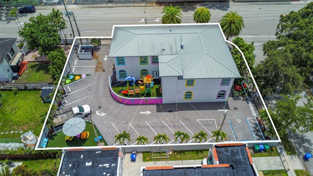 2280 SW 17th Ave , Miami, FL 33145 Photo