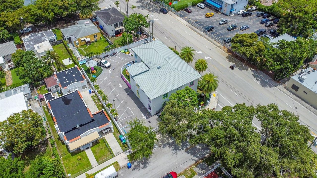 2280 SW 17th Ave , Miami, FL 33145 Photo