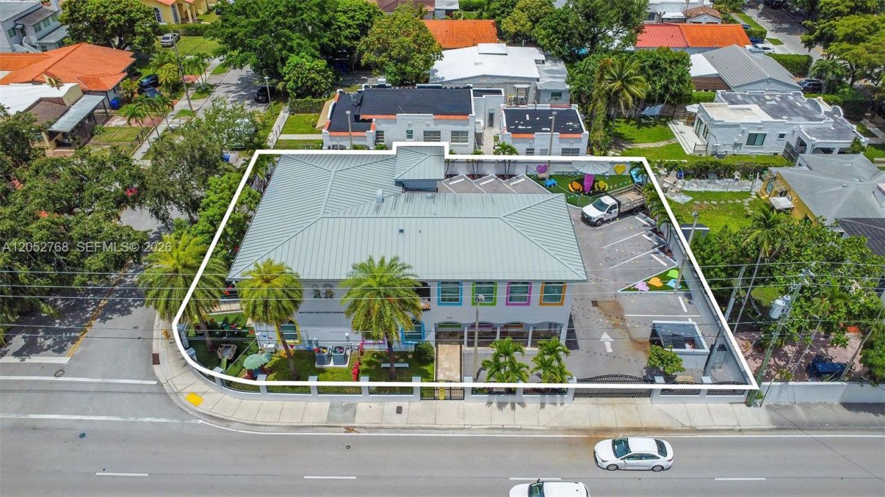 2280 SW 17th Ave , Miami, FL 33145 Photo