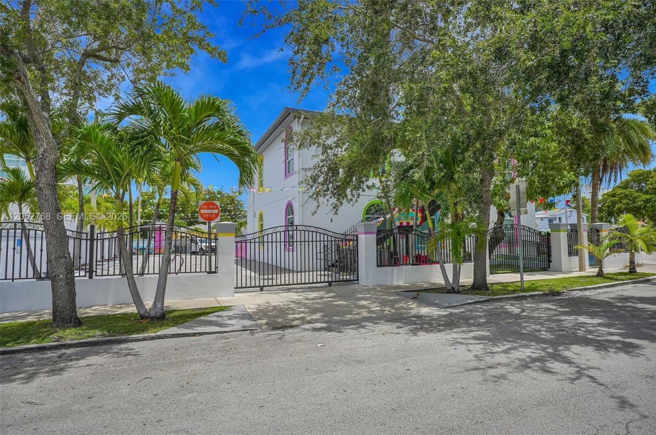 2280 SW 17th Ave , Miami, FL 33145 Photo