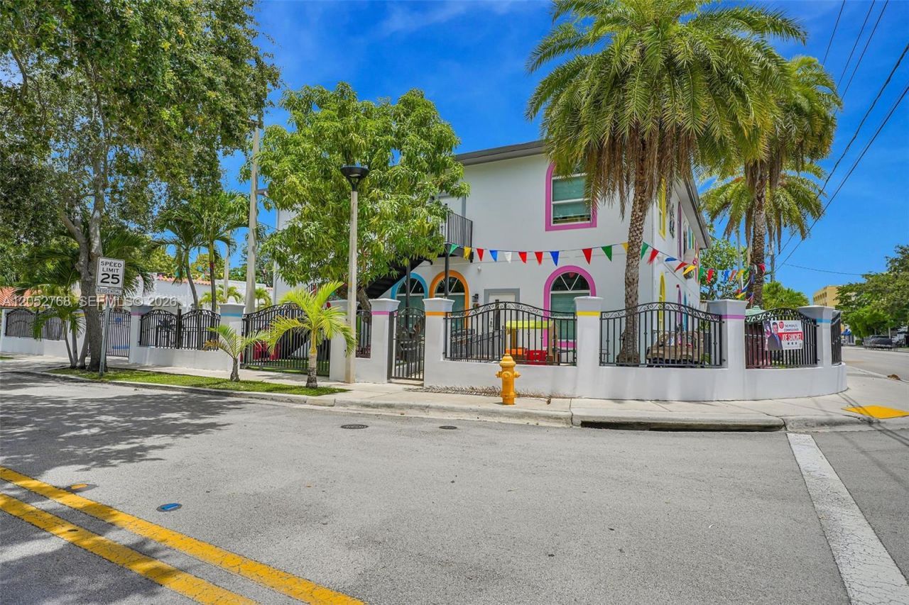 2280 SW 17th Ave , Miami, FL 33145 Photo