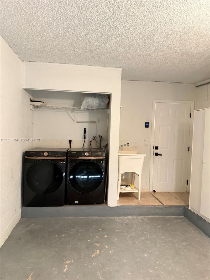 9411 NW 55th St, Sunrise, FL 33351 Photo