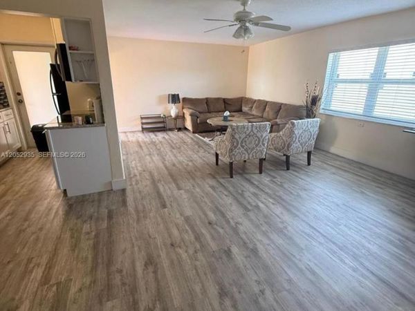 1747 Rodman St, Unit 305, Hollywood, FL 33020