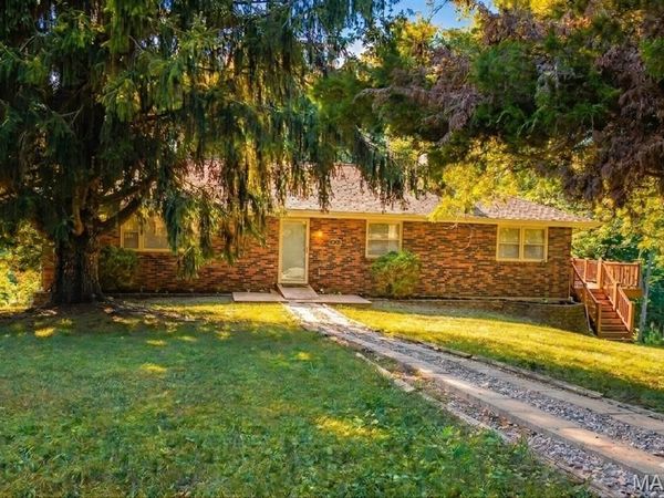 14145 Old Jamestown Road, Black Jack, MO 63033