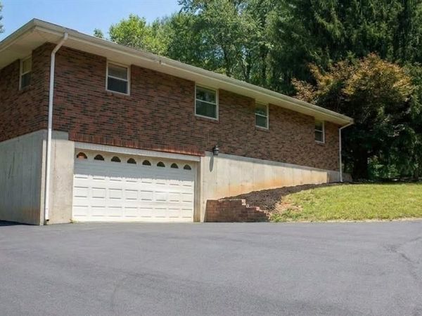 14145 Old Jamestown Road, Black Jack, MO 63033
