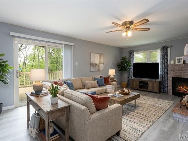 14145 Old Jamestown Road, Black Jack, MO 63033