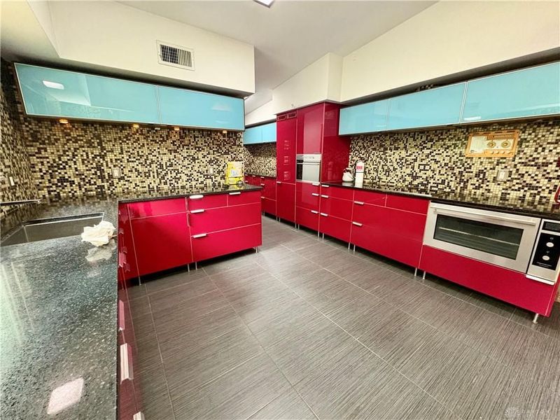575 Eastdale Drive, Dayton, OH 45415 Photo 13