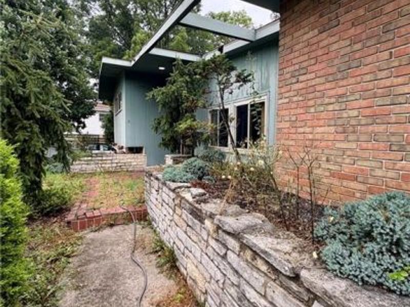 575 Eastdale Drive, Dayton, OH 45415 Photo 3