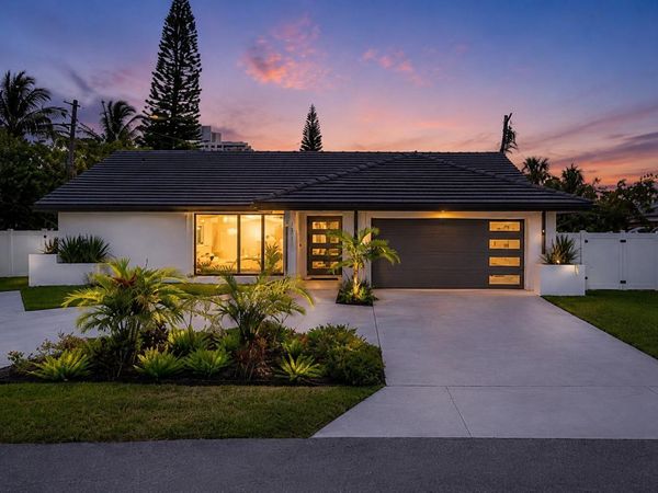 1291 Bimini Lane, Singer Island, FL 33404