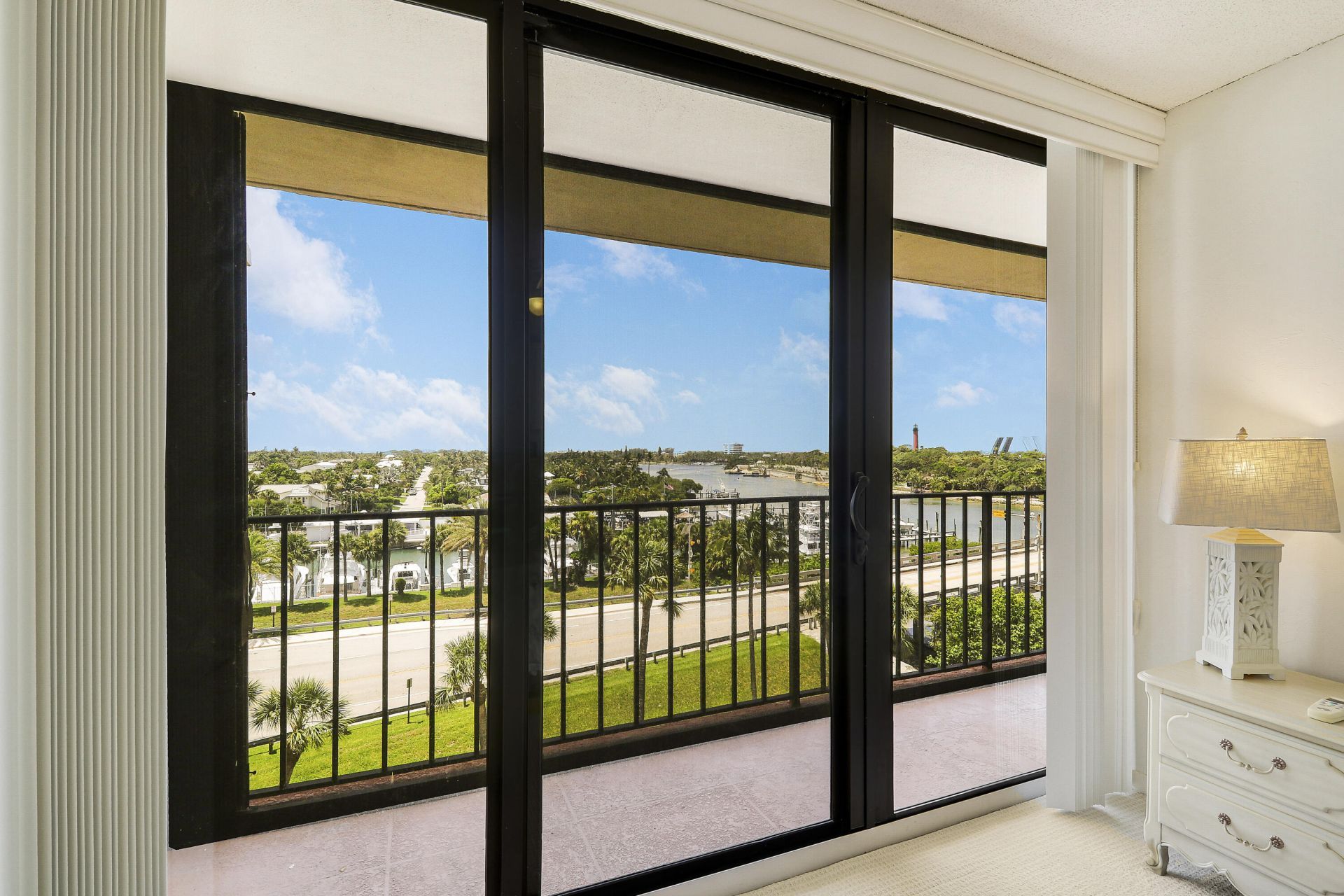 225 S Beach Road, Unit 605, Jupiter, FL 33469 Photo