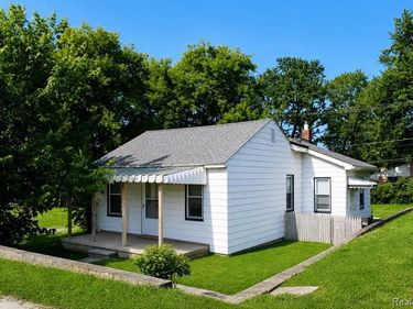 8411 N Middlebelt Road, Westland, Mi 48185