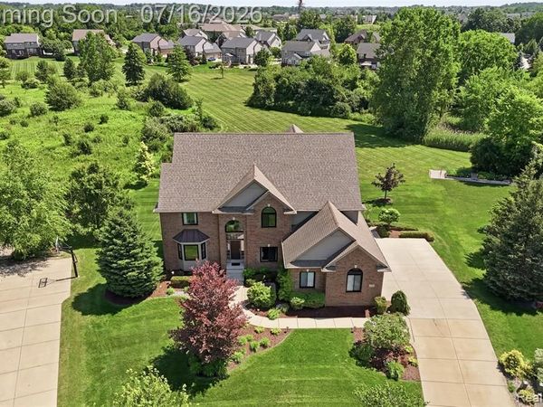 23782 Prescott Lane E, Lyon Twp, MI 48178