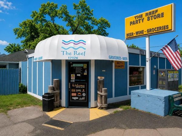 17176 W Spring Lake Road, Spring Lake, MI 49456