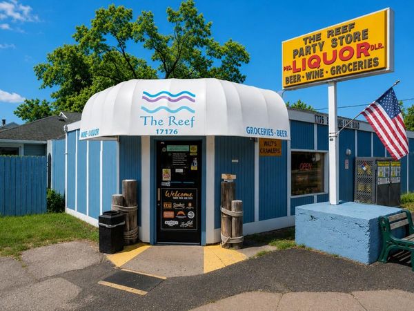 17176 W Spring Lake Road, Spring Lake, MI 49456