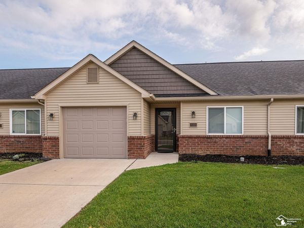 5102 Volterra Drive, Monroe, MI 48161