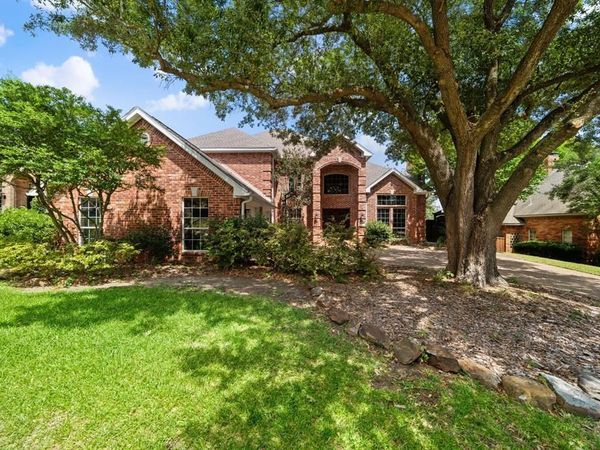917 Hills Creek Drive, McKinney, TX 75072