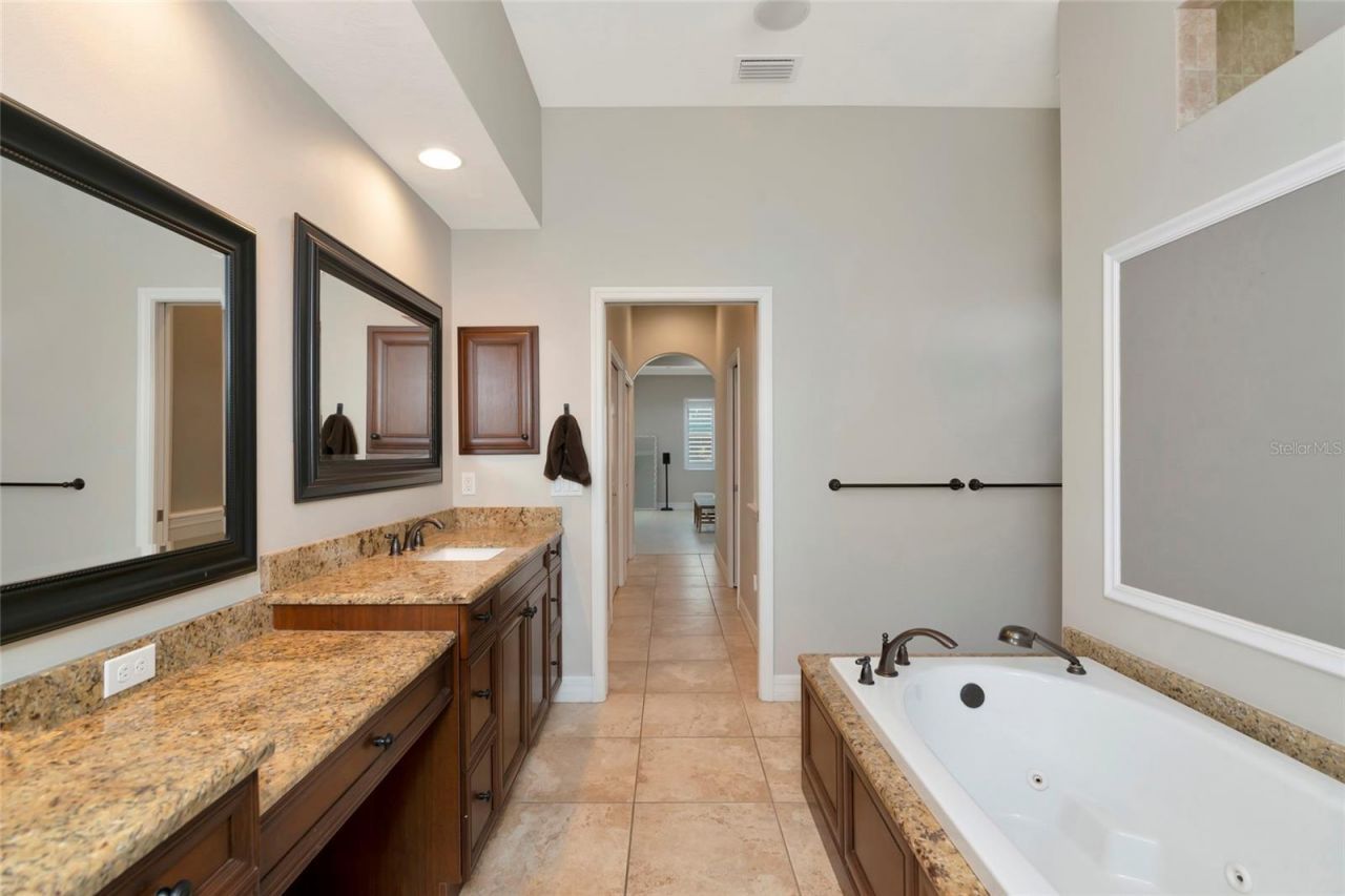 15208 21st Avenue E, Bradenton, FL 34212 Photo