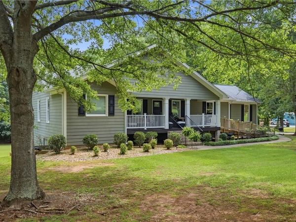 1470 Jackson Drive , Cumming, GA 30040