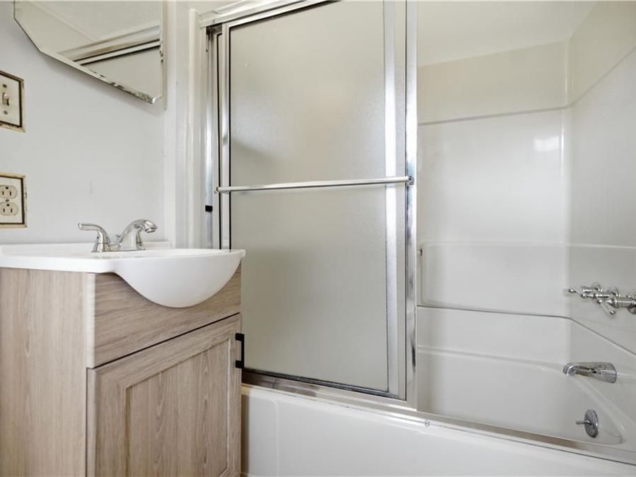 Property Image 122