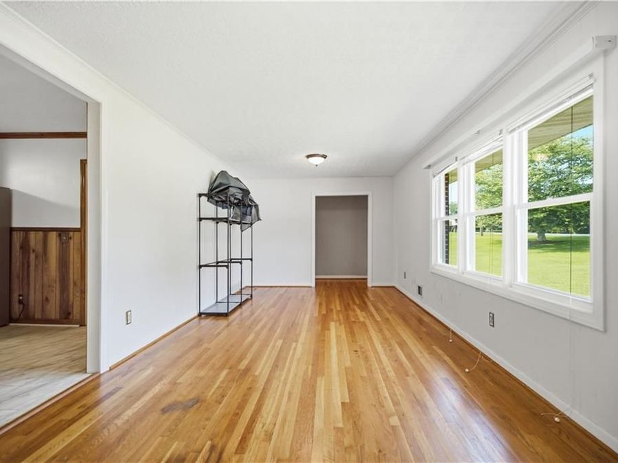 Property Image 129
