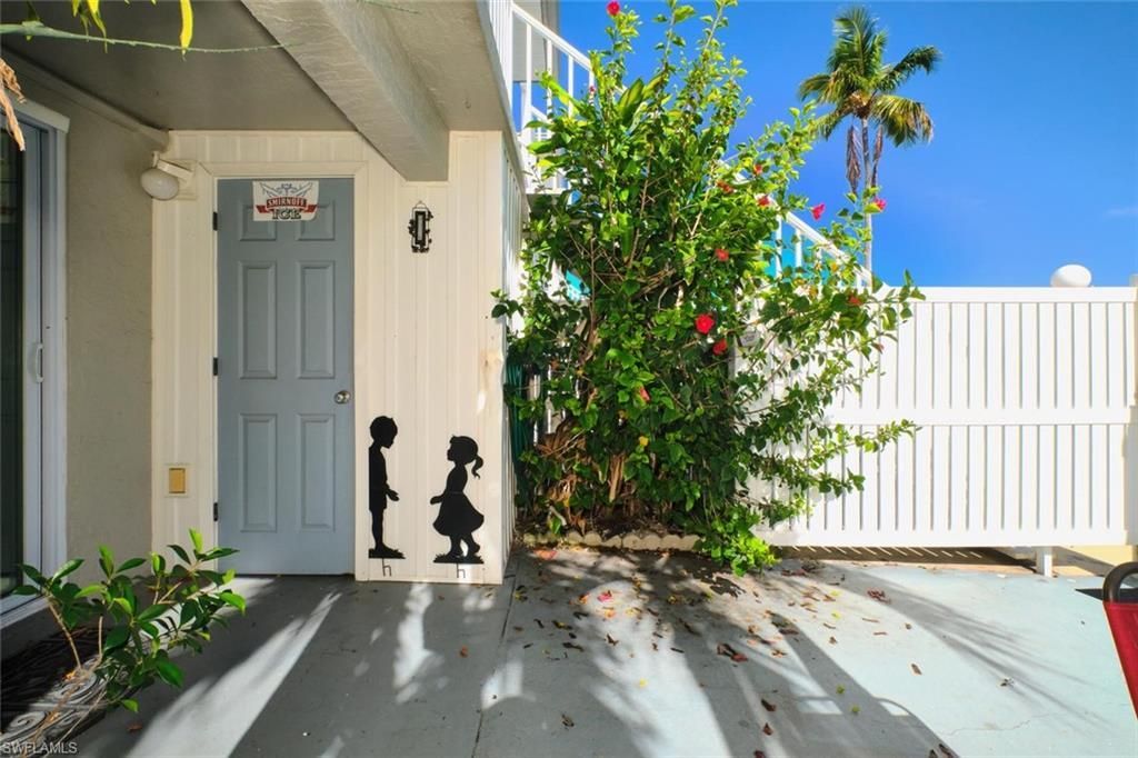 6777 Winkler Rd, Unit 142, Fort Myers, FL 33919 Photo