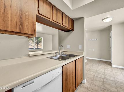 330 Talus Way, Reno, NV 89503 Photo