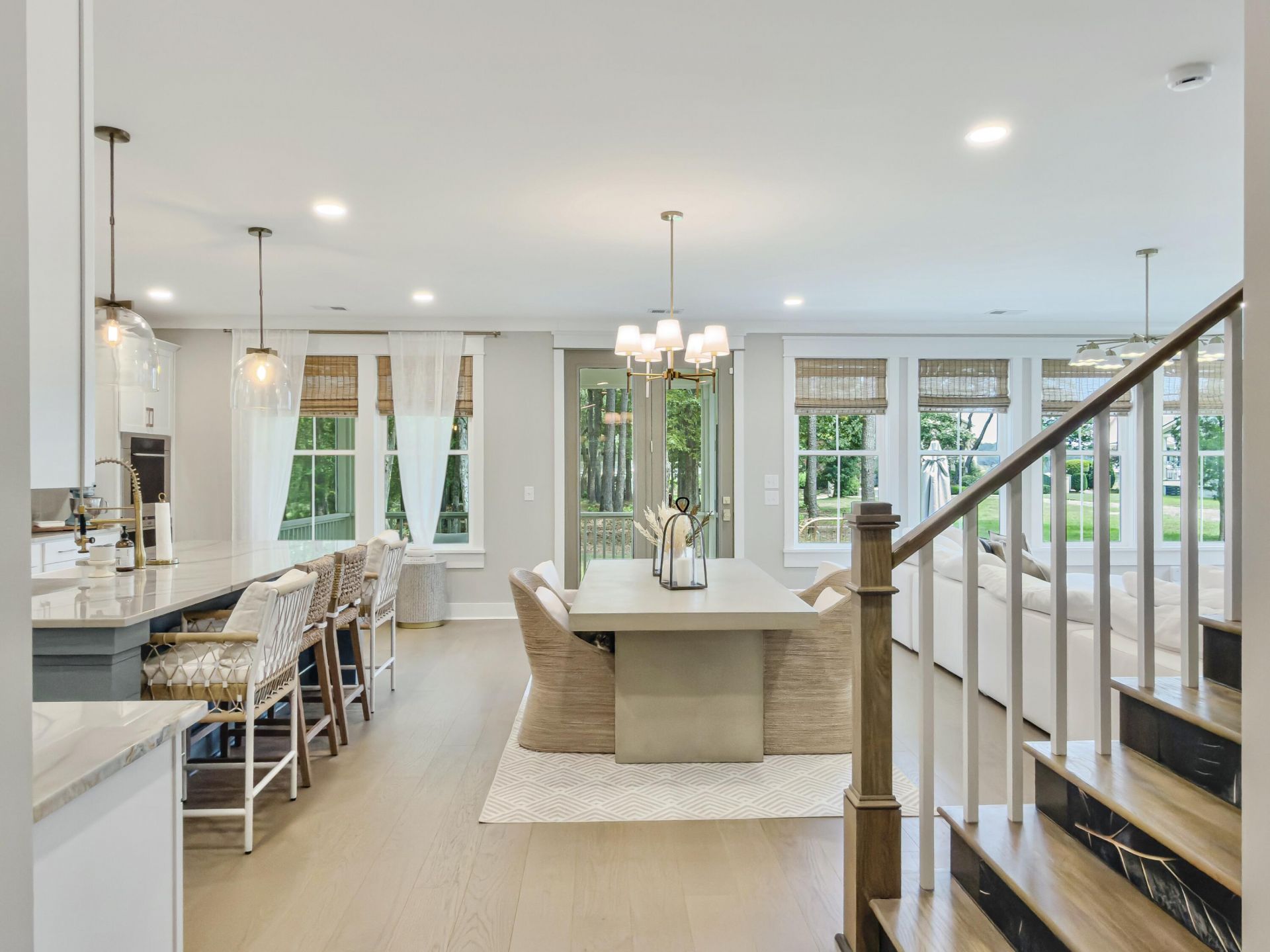 5674 Barbary Coast Road Photo 12