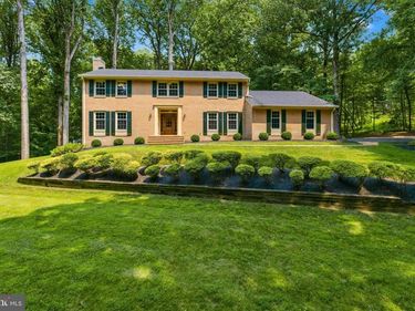 9200 RIPPLE BROOK ROAD, GREAT FALLS, VA 22066