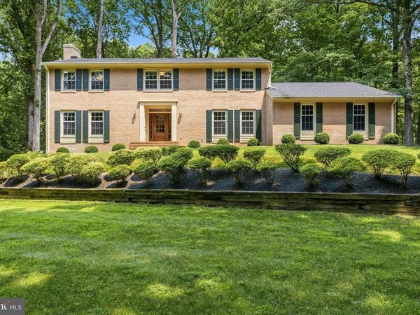 9200 RIPPLE BROOK ROAD, GREAT FALLS, VA 22066